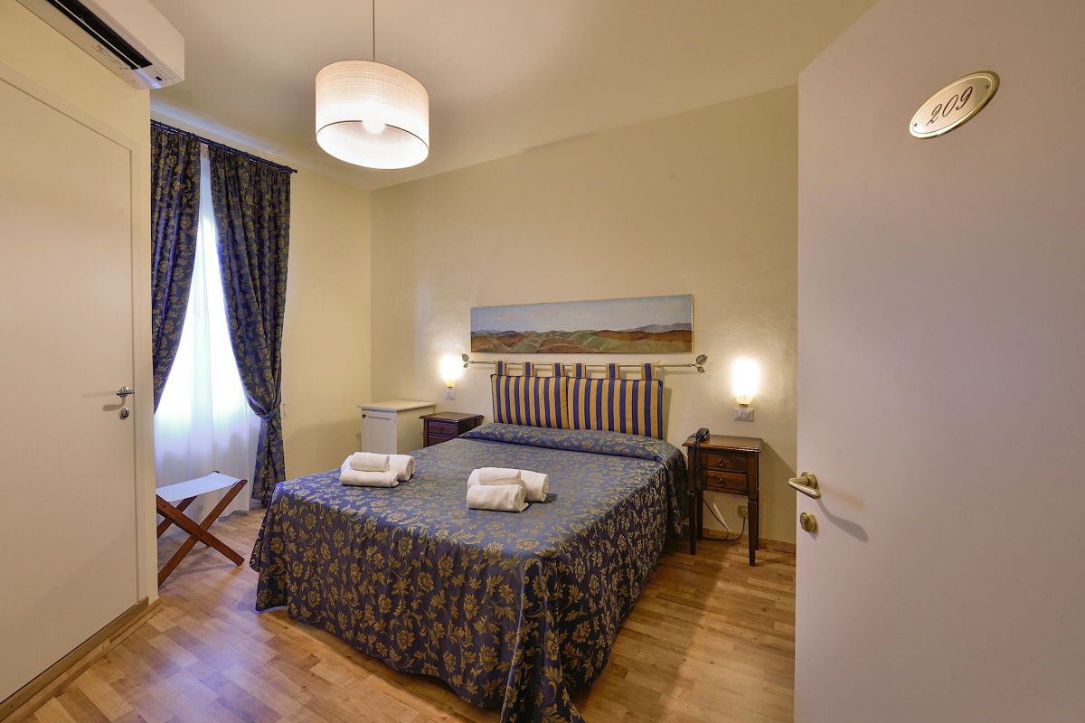 Hotel Arcobaleno in Siena Economy double room annex